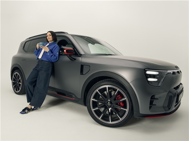 smart携手Jessie J开启全球品牌战役